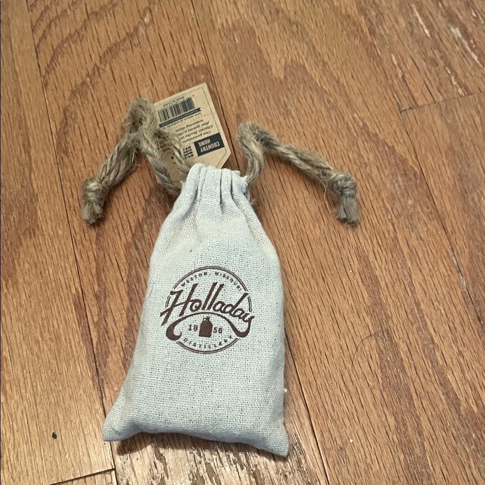 🌸Bourbon Rocks with bag - Picture 2 of 5